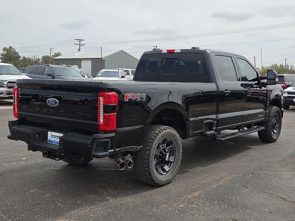 2024 Ford F-350SD — detail view