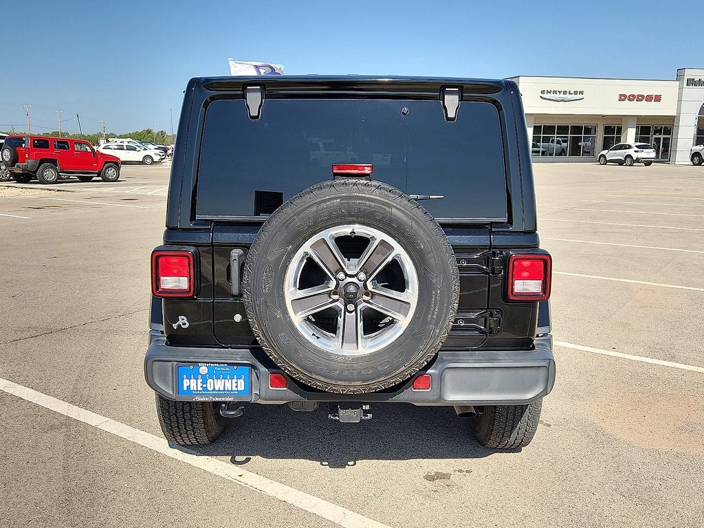 2018 Jeep Wrangler — interior view