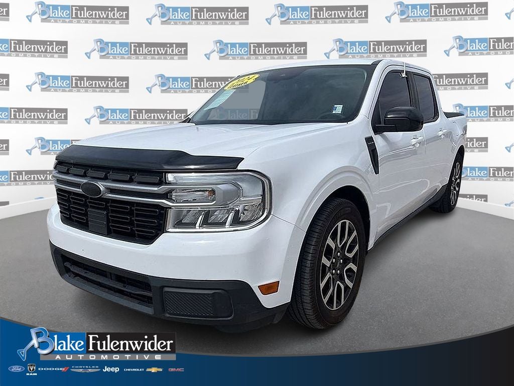 2024 Ford Maverick Lariat in Oxford White — front three-quarter view