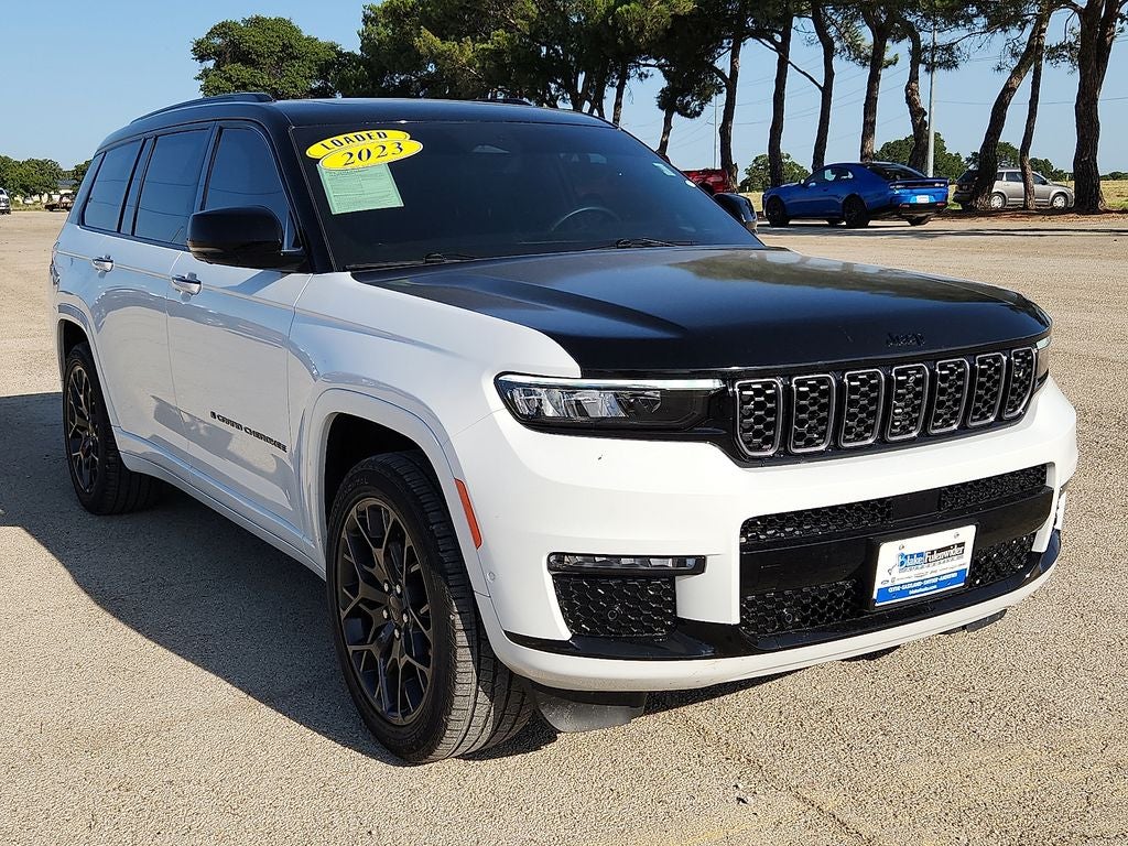 2023 Jeep Grand Cherokee L — detail view